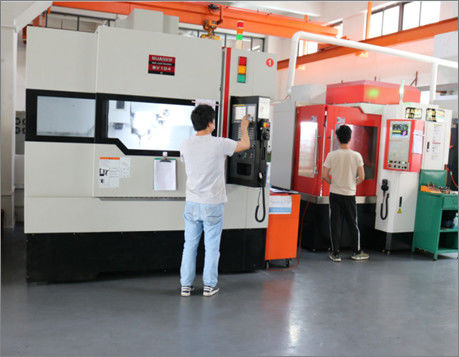 Dongguan Howe Precision Mold Co., Ltd. fabrika üretim hattı