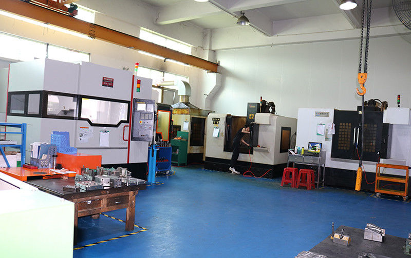 Dongguan Howe Precision Mold Co., Ltd. fabrika üretim hattı